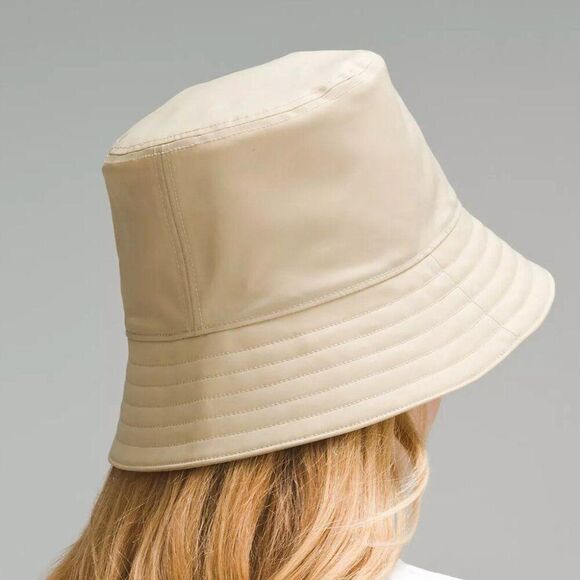 lululemon athletica Accessories - Lululemon Womens Nylon Bucket Hat Trench Size M/L Casual Neutral Athleisure